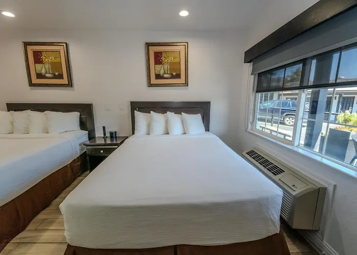 Monterey Surf Inn